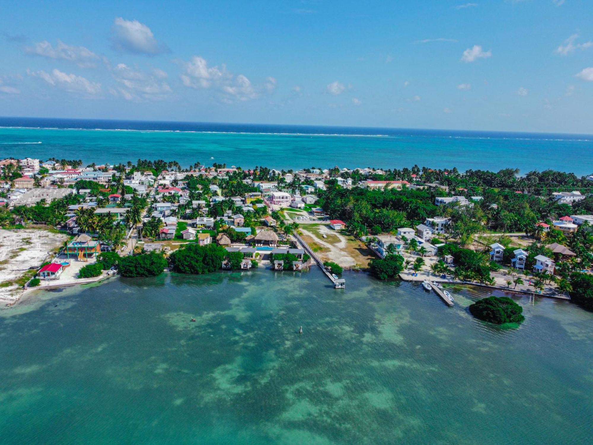 Hidden Treasure Vacation Home Blue Bay Cottage เคย์คอล์กเกอร์ ภายนอก รูปภาพ